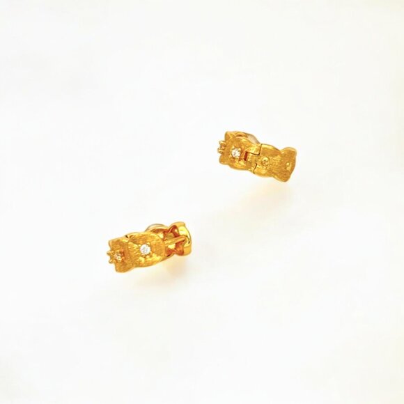 Tulle Textured Gold Woven Sparkle Huggie Hoops - Picture 4 of 5